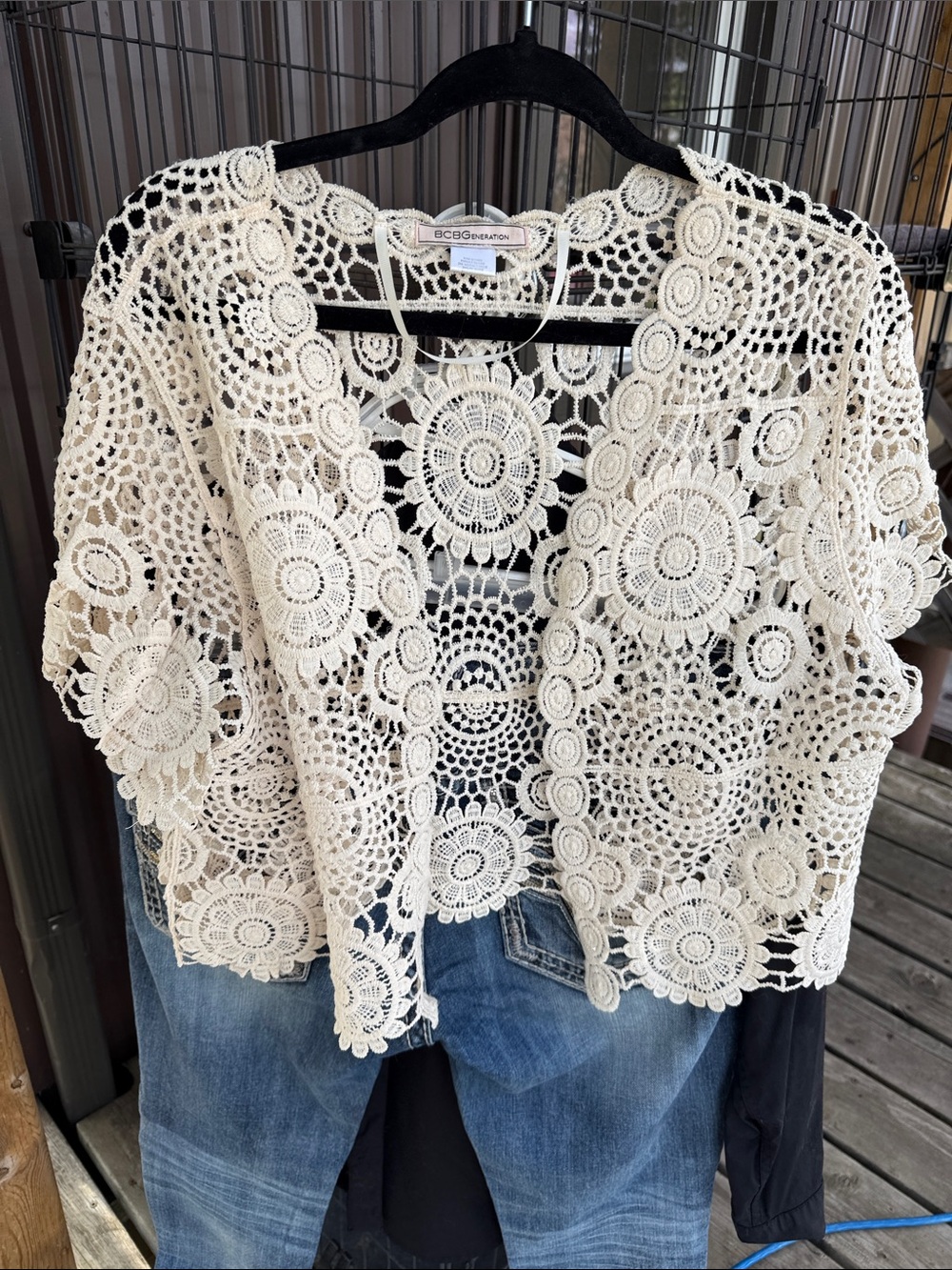 BCBGeneration Cream Crochet Lace Short-Sleeve Top
